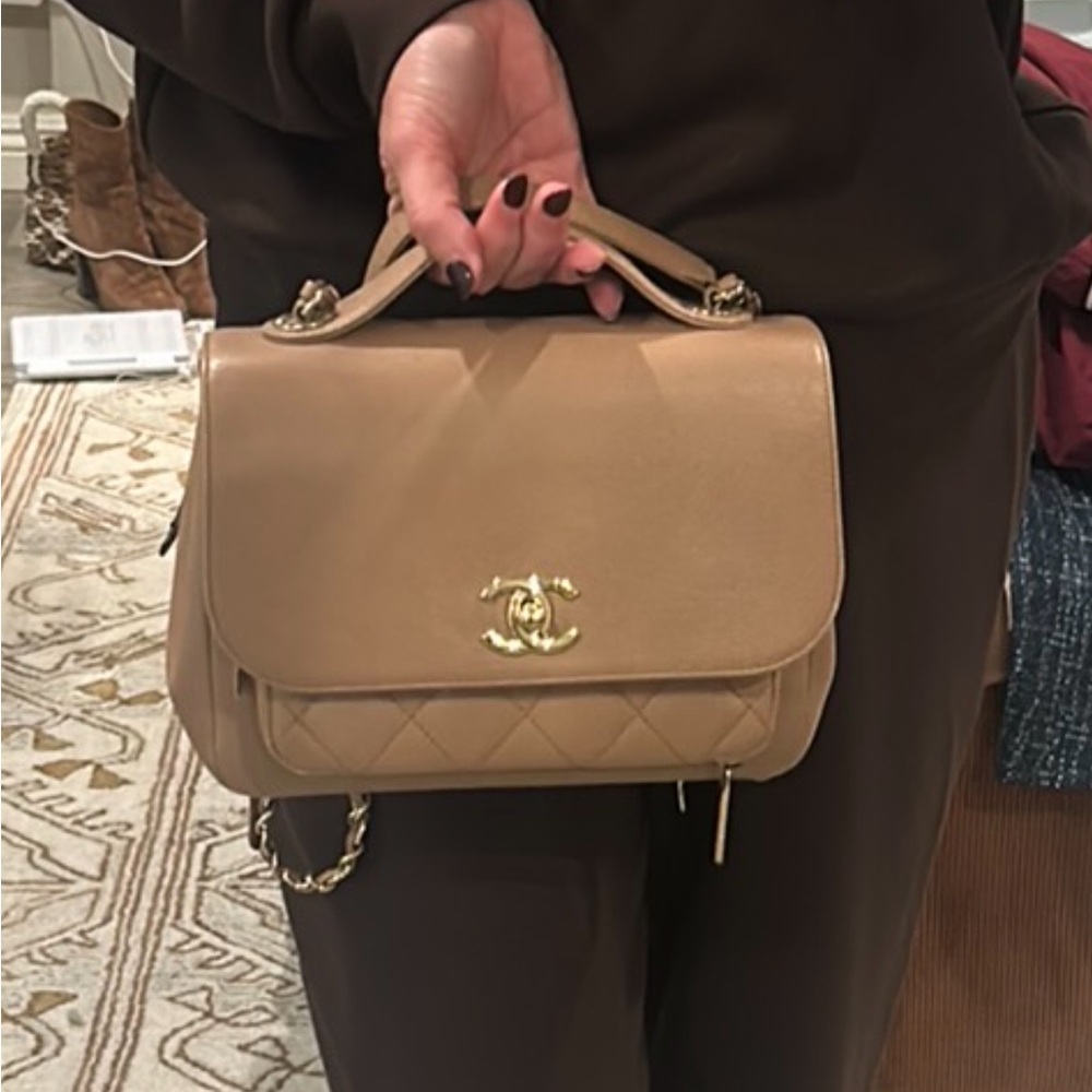 CHANEL Tan Crossbody Bag - Picture 7 of 11